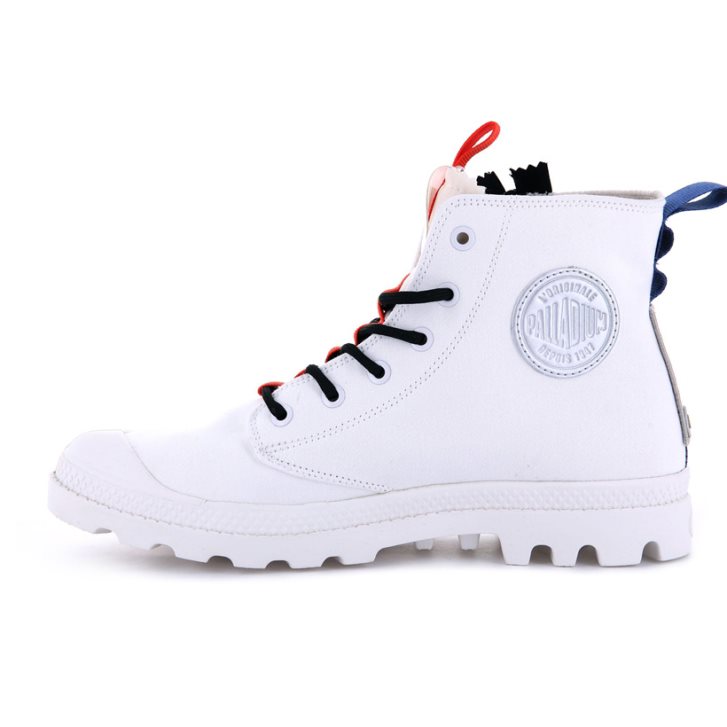 White Palladium Pampa Hi Ticket To Earth Men's Boots | ZA-738TWFN